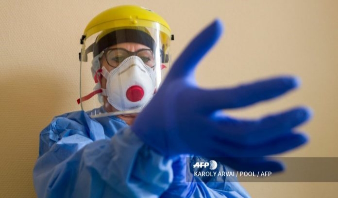 Sibiu: Prefectul face apel la medicii infecţionişti pensionari să revină la serviciu