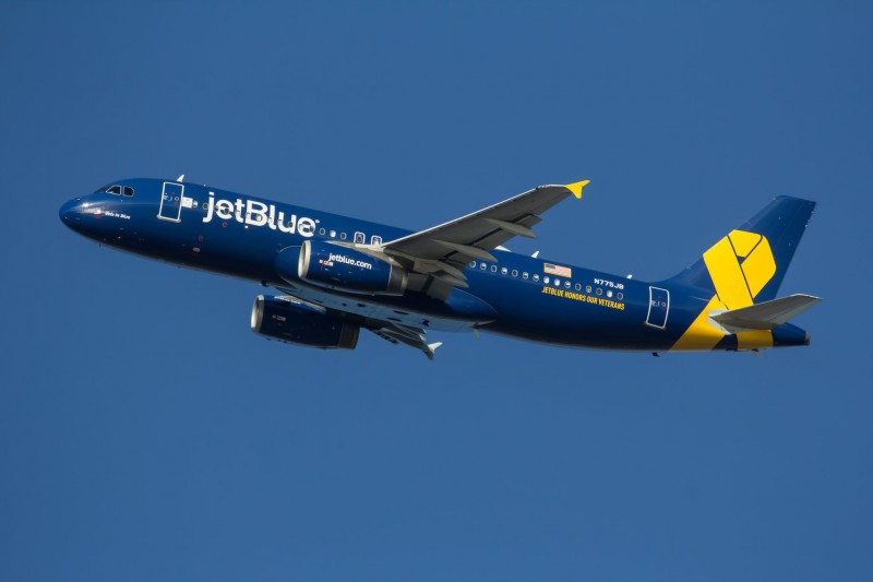 O companie aeriană din Statele Unite impune purtarea măștilor pentru toți pasagerii