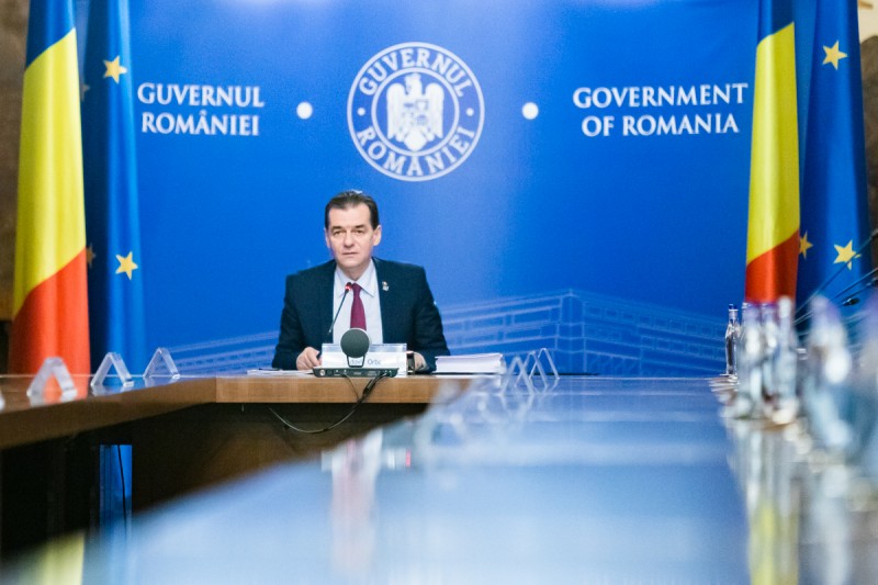 Executivul se reunește în ședință, unde ar putea continua analiza actelor normative pentru relansarea economică Executivul se reunește în ședință, unde ar putea continua analiza actelor normative pentru relansarea economică