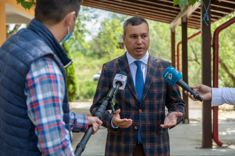 Deputatul Ervin Molnar: românii să nu se teamă că ar putea fi îmbolnăviţi de către refugiaţii din Ucraina