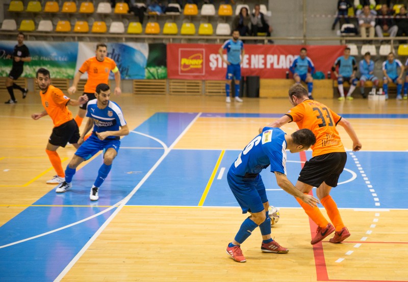 Futsalul, înghețat aproape în totalitate