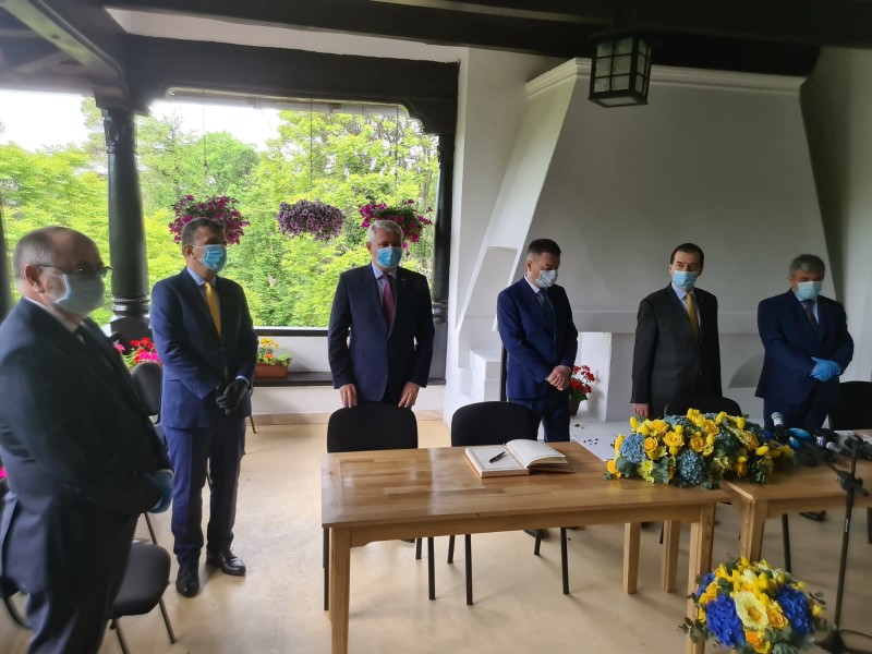 Premierul Ludovic Orban a participat la inaugurarea Muzeului Naţional Brătianu