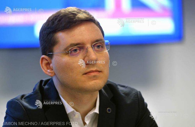 Prima tabletă educaţională românească a fost lansată ieri