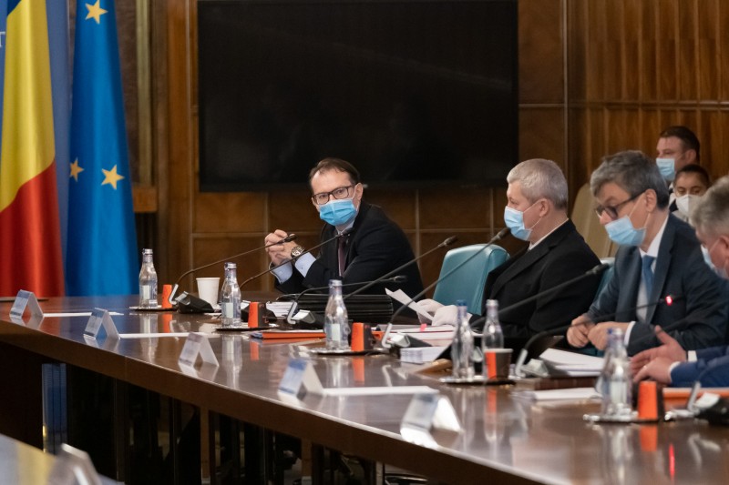 Guvernul a adoptat, astăzi, o ordonanţă prin care ambiguitatea criteriului COVID a fost eliminată din programul IMM Invest Guvernul a adoptat, astăzi, o ordonanţă prin care ambiguitatea criteriului COVID a fost eliminată din programul IMM Invest