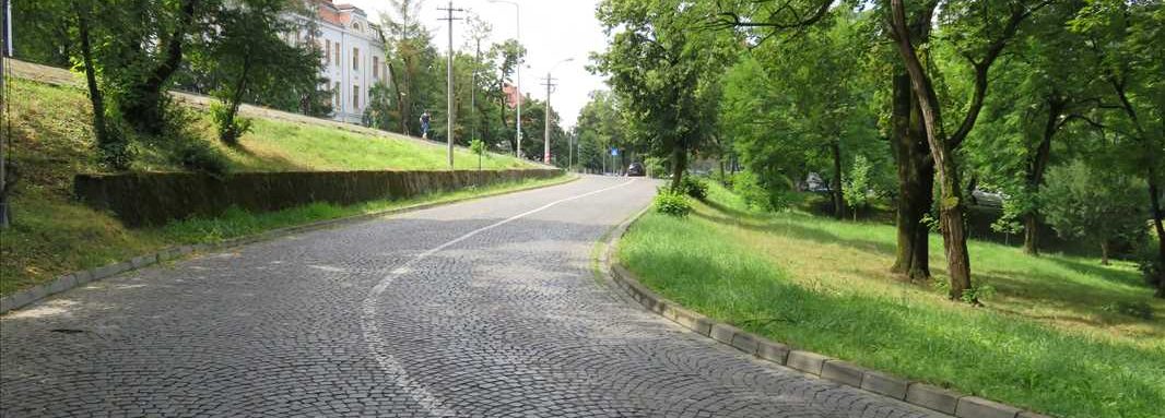 Alei pietonale, biciclete și piste pentru bicicliști la Târgu Mureș Alei pietonale, biciclete și piste pentru bicicliști la Târgu Mureș