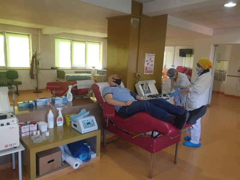 La Timișoara a avut loc prima donare de plasmă de la un fost pacient confirmat cu COVID-19
