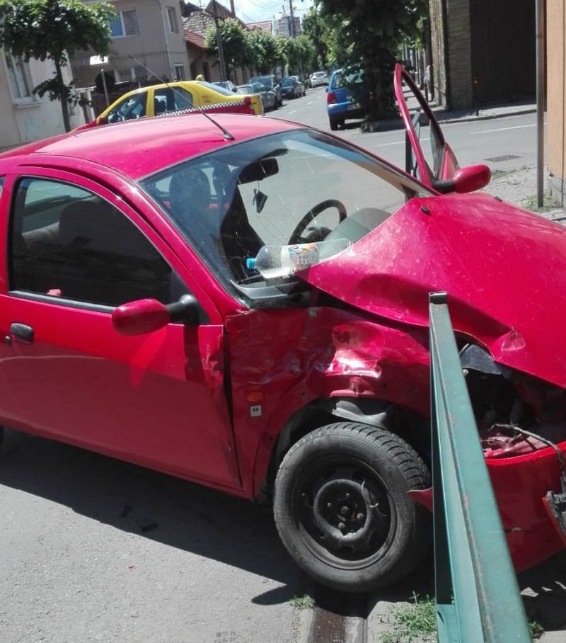 Un nou accident într-una dintre cele mai „complicate” intersecții din Târgu-Mureș!