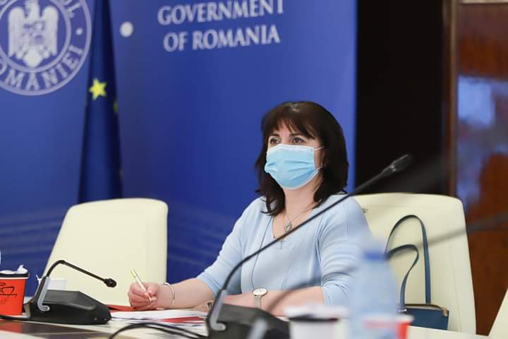 Ministrul Educației a discutat cu reprezentanții autoritãților locale