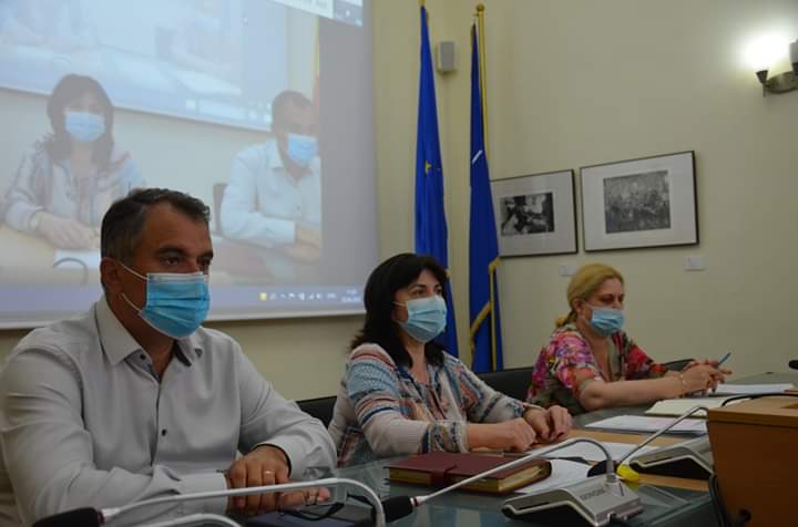 Anisie: Le urez mult succes tuturor candidaţilor care, de luni, vor susţine examenul de Bacalaureat