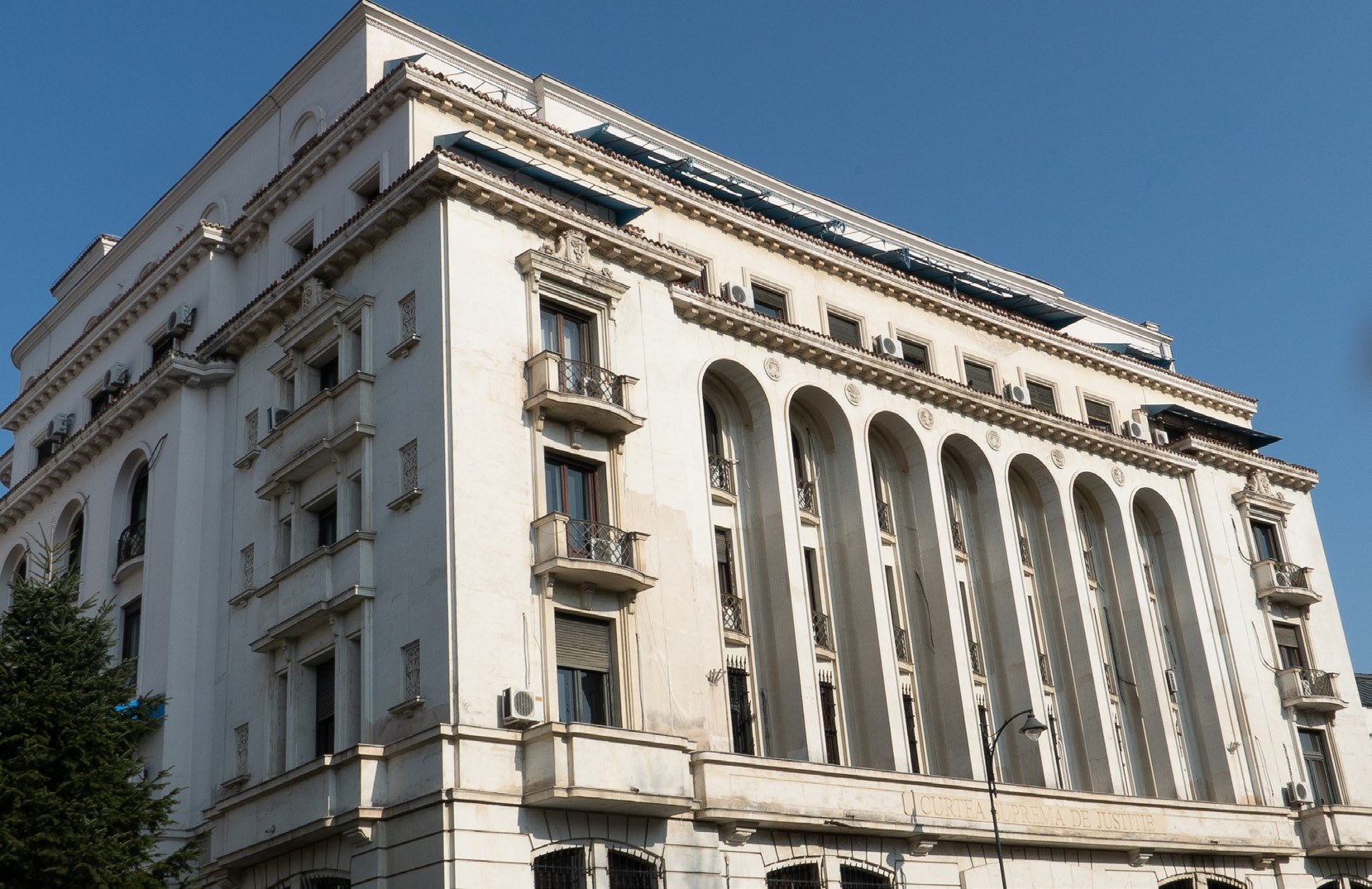 Denunţul penal al lui Tőkés la adresa președintelului a fost clasat Denunţul penal al lui Tőkés la adresa președintelului a fost clasat