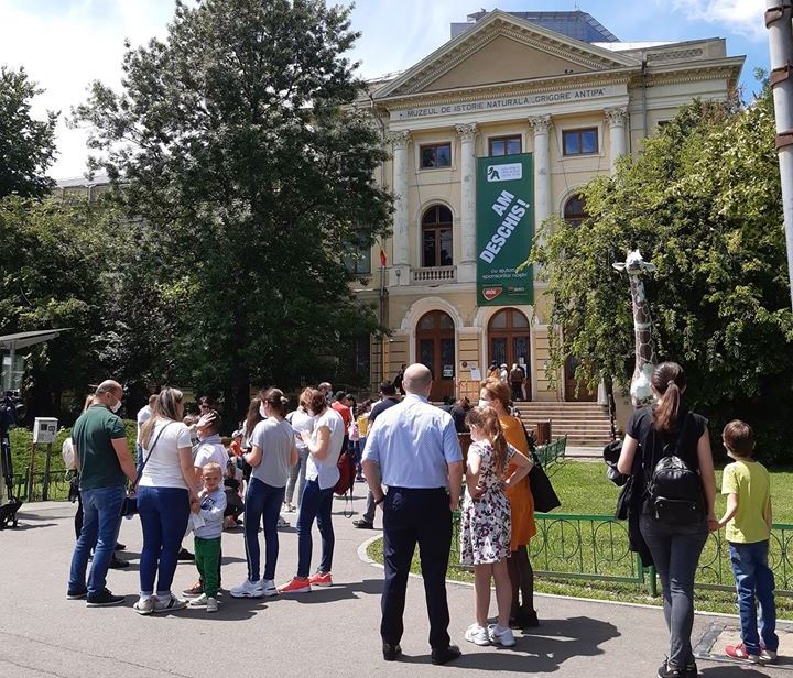 Muzeul Antipa revine la programul normal din 15 iunie