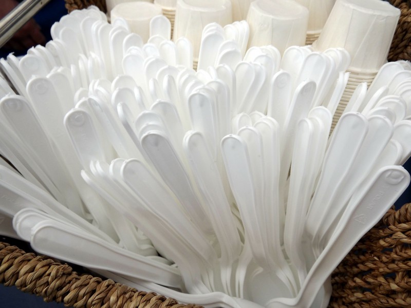 Brașovenii se despart de plastic