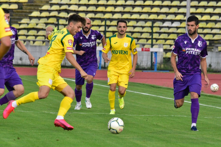 FC Argeș – UTA, derby la promovare