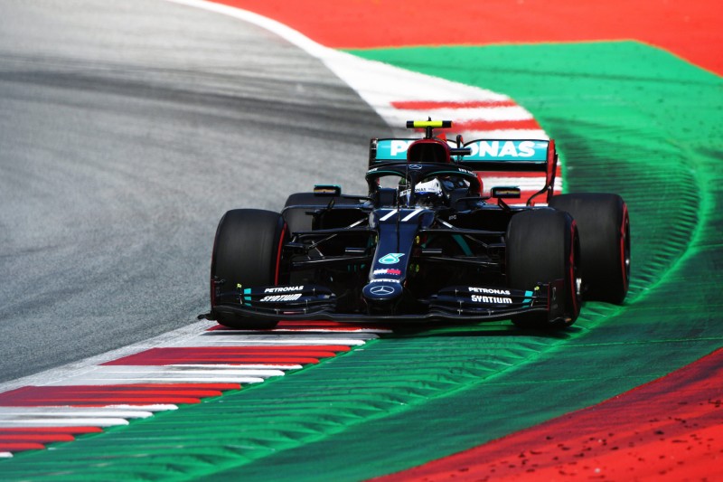 Începe Formula 1