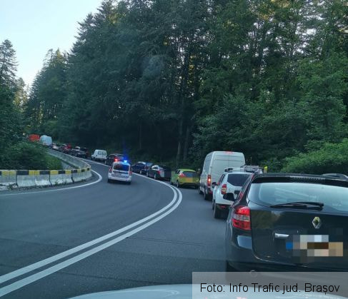 Trei persoane rănite în accidentul din județul Brașov