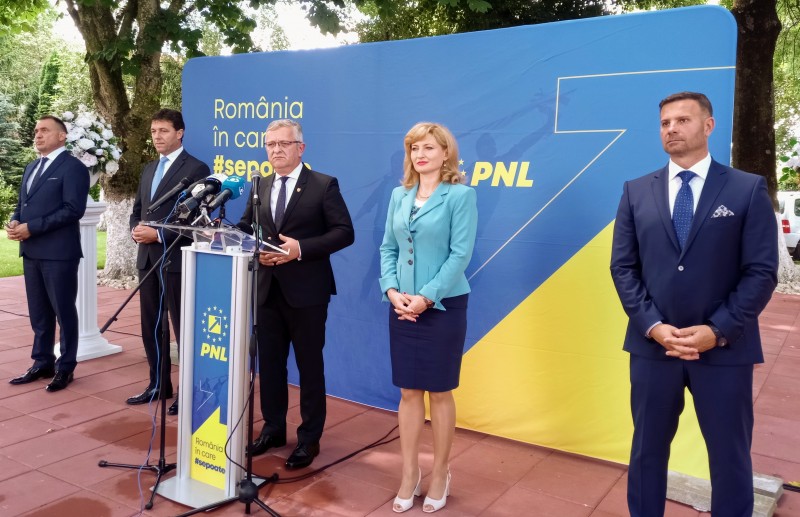 PNL Mureș și-a prezentat candidații la Consiliul Județean și la municipiile județelui