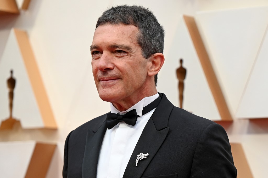 Antonio Banderas, depistat cu coronavirus
