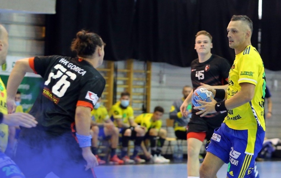 O victorie și o înfrângere pentru echipele românești de handbal în European League