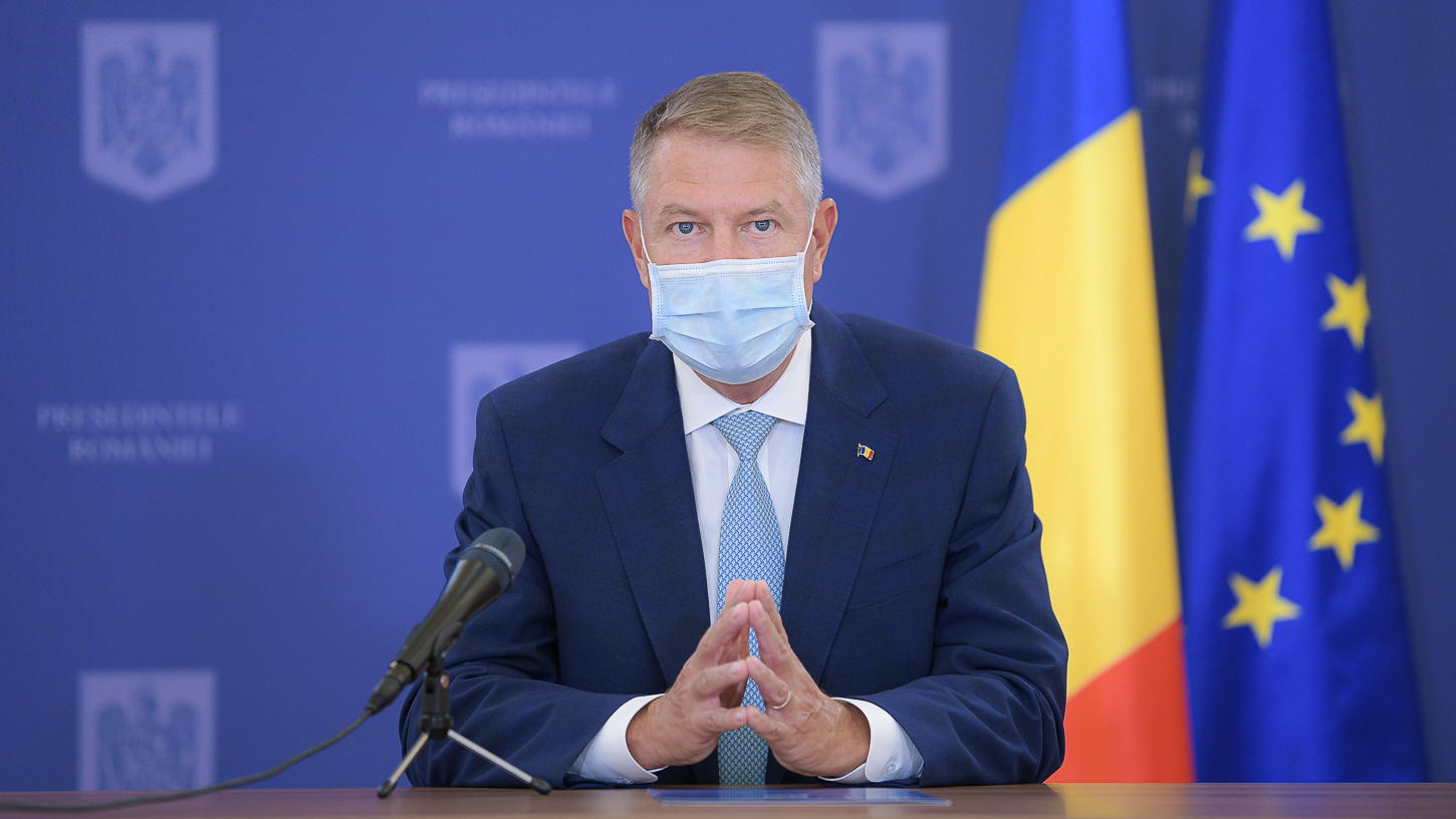 Iohannis: Teatrele și cinematografele se vor putea deschide probabil din 1 septembrie
