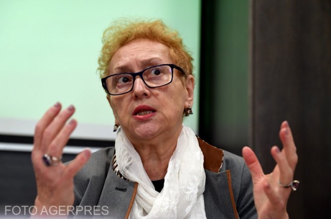 Renate Weber îşi reia calitatea de Avocat al Poporului