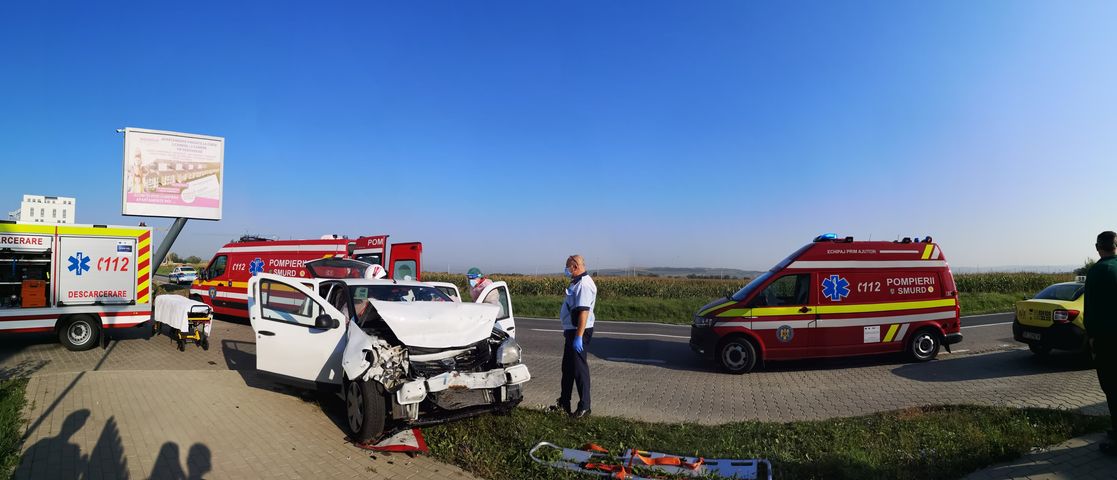 Sibiu: Două femei au ajuns la spital în urma unui accident produs din cauza nepăstrării distanţei de siguranţă