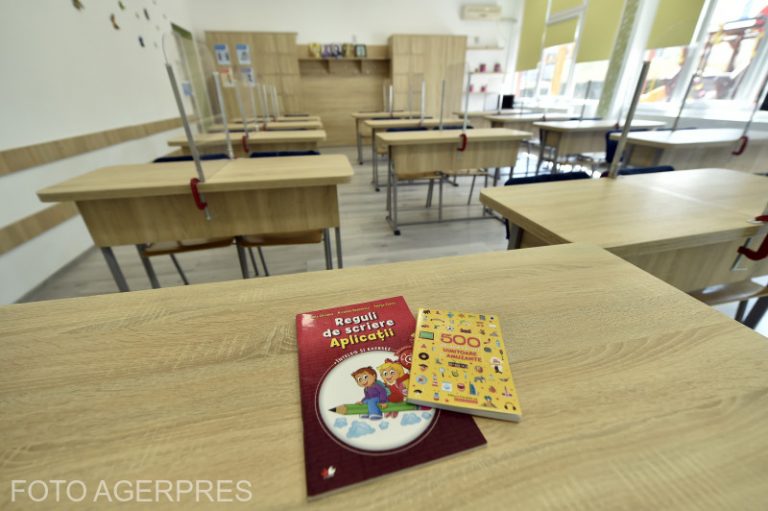 101 unități de învățământ din Mureș sunt în scenariul roșu
