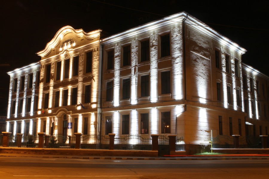 Colegiul Național „Radu Negru” Făgăraș trece pe scenariul roșu de funcționare