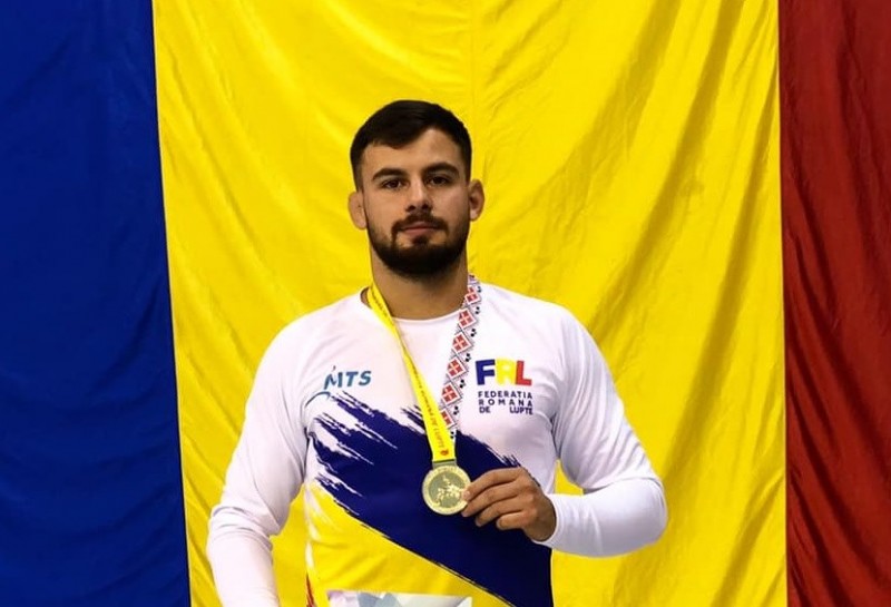 Aur, argint și bronz pentru luptătorii târgumureșeni