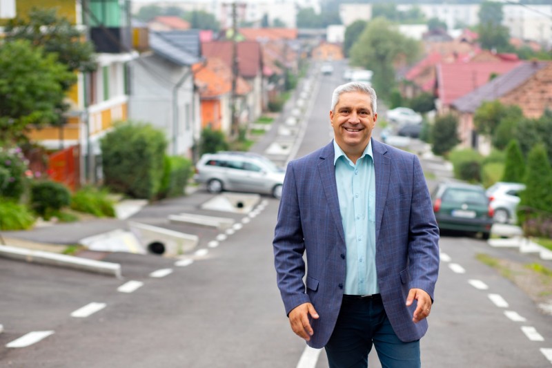 La Sângeorgiu de Mureș, primarul își informează permanent cetățenii despre evoluția COVID din localitate