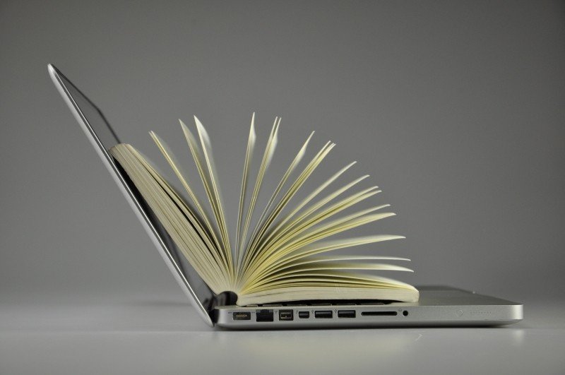 Google România aduce îmbunătăţiri platformei Classroom şi lansează noi instrumente educaţionale Google România aduce îmbunătăţiri platformei Classroom şi lansează noi instrumente educaţionale