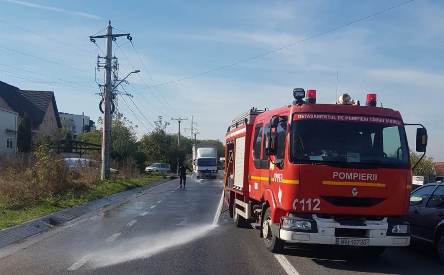 Autospeciale de stingere vechi de peste 30 de ani, la ISU Mureș