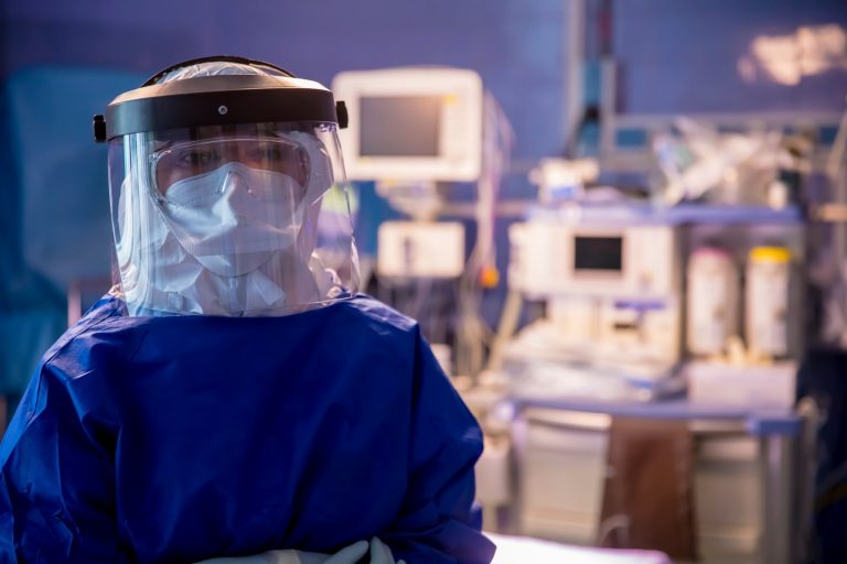 Doar un sfert dintre angajaţii Spitalului Judeţean de Urgenţă Sfântu Gheorghe vor să se vaccineze anti COVID