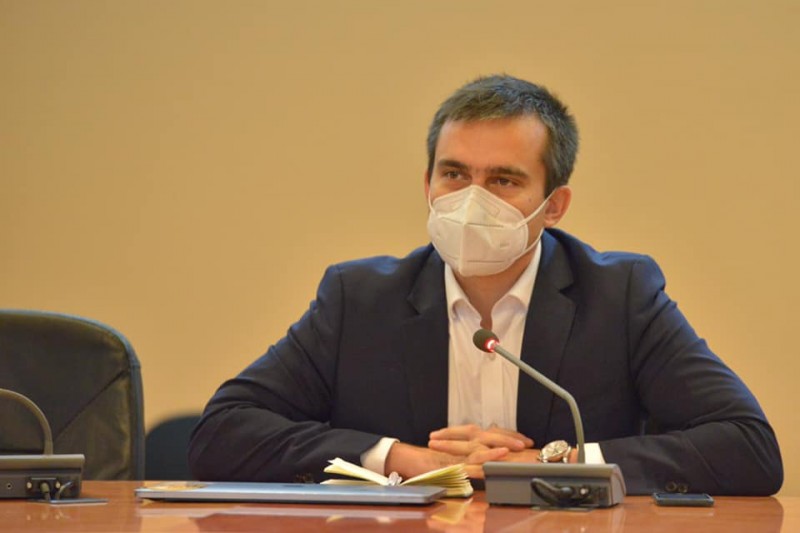 Primarul Brașovului, Allen Coliban, îi cere demisia șefului Poliției Locale