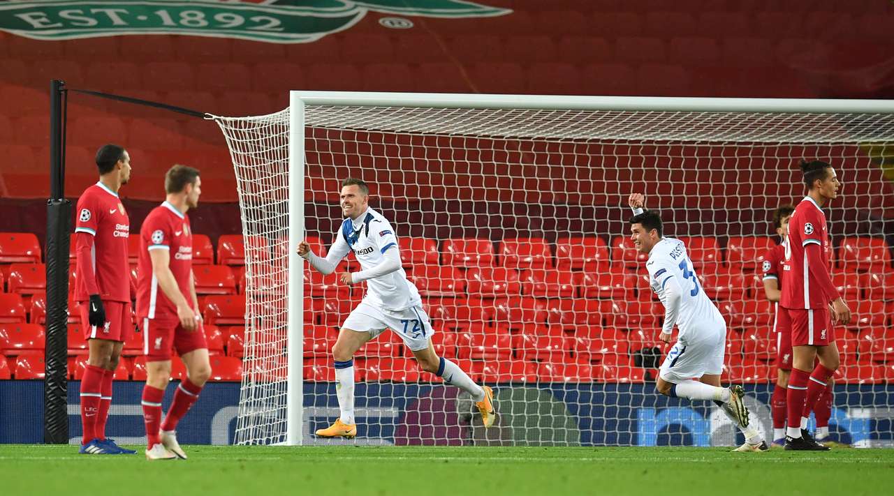 „Cormoranii”, jumuliți pe Anfield Road de Atalanta