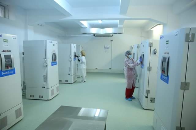 A treia tranşă de 150.150 doze de vaccin a ajuns în Cluj, Brașov și București A treia tranşă de 150.150 doze de vaccin a ajuns în Cluj, Brașov și București