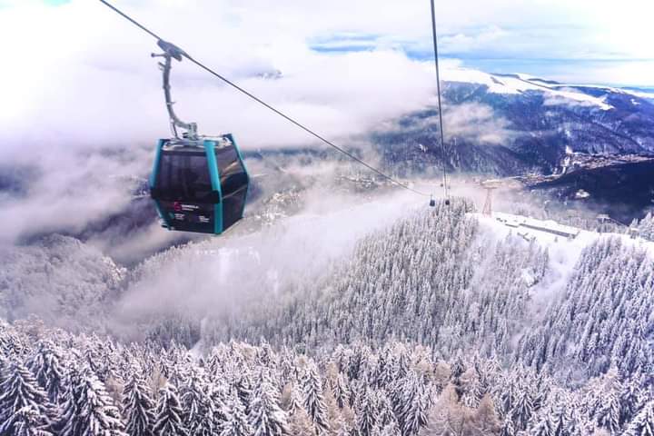 Telescaunul şi Gondola din Sinaia, oprite din cauza vremii nefavorabile