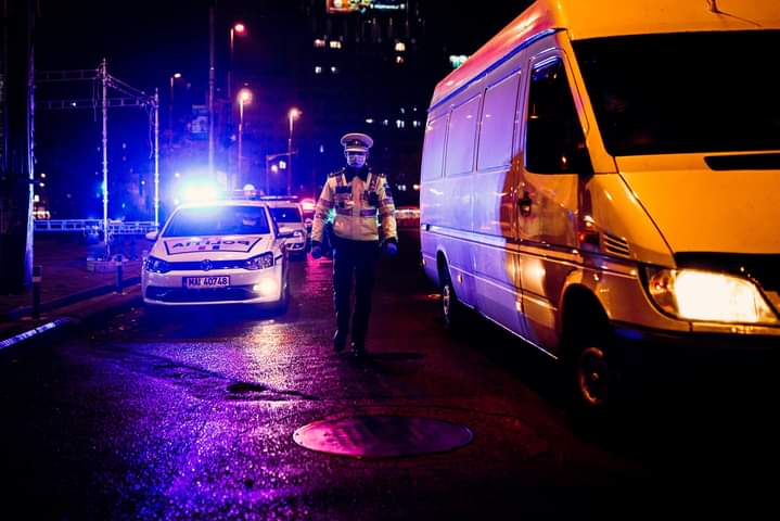 Polițiștii mureșeni au dat de Crăciun amenzi de aproape 140.000 de lei Polițiștii mureșeni au dat de Crăciun amenzi de aproape 140.000 de lei