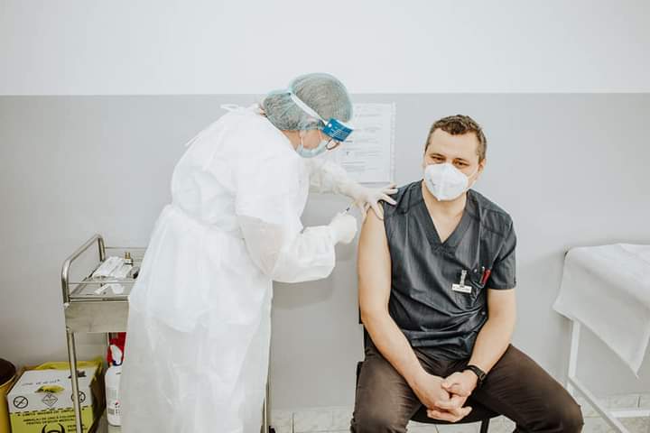 Mureş: Prin vaccinare ne putem întoarce la normalitate