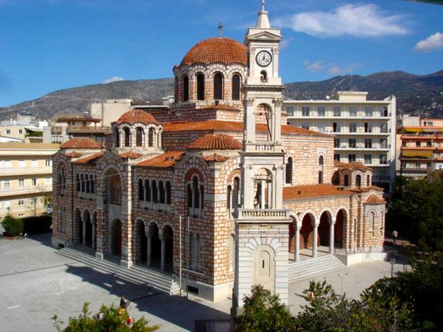 Grecia redeschide bisericile de Crăciun şi Bobotează