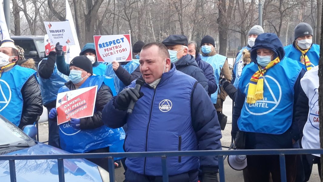 Continuă protestele sindicale