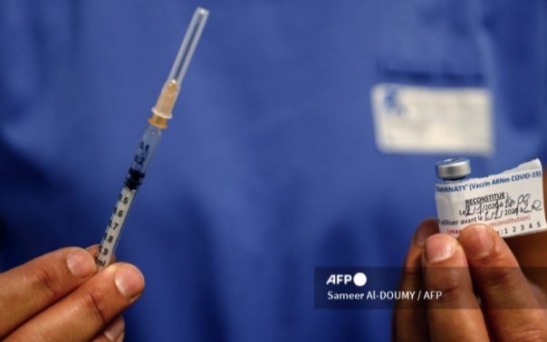 Vaccinarea împotriva COVID-19 continuă la nivel mondial