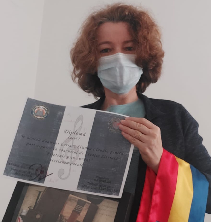 O polițistă din Mureș a fost premiată pentru poezie