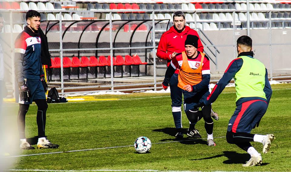 Fotbal mare la Mediaș: vin campionii