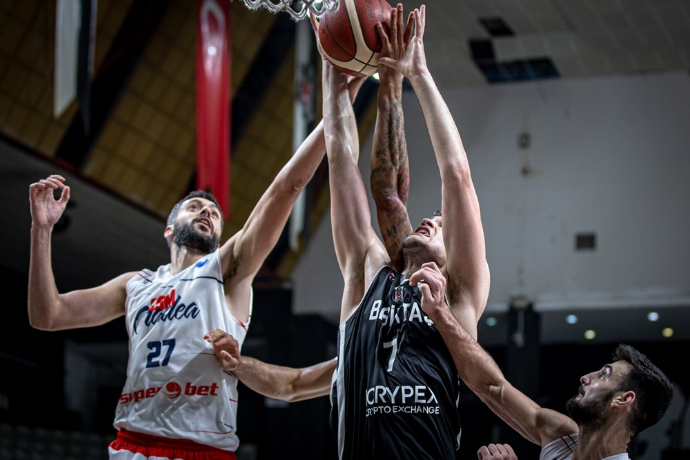 Oradea și Sibiu, noi jocuri în FIBA Europe Cup