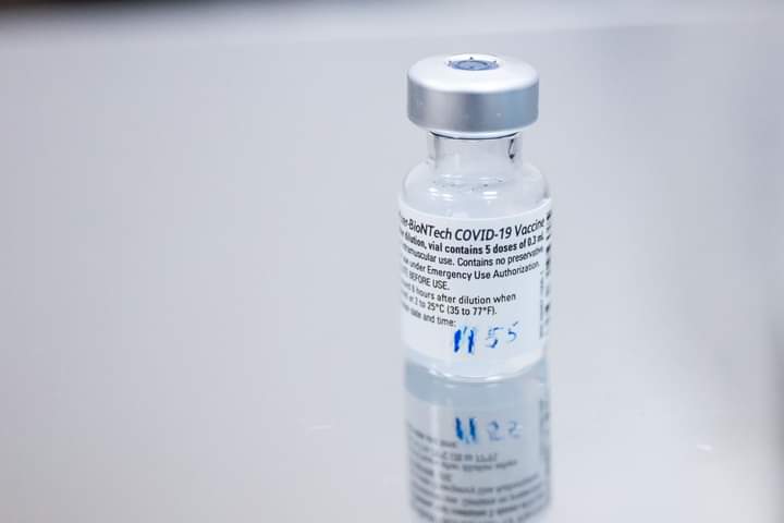 Peste 6.000 de programări pentru vaccinul anti-COVID în judeţul Brașov