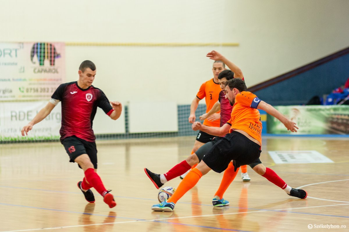 Liga I de futsal, final de sezon regulat