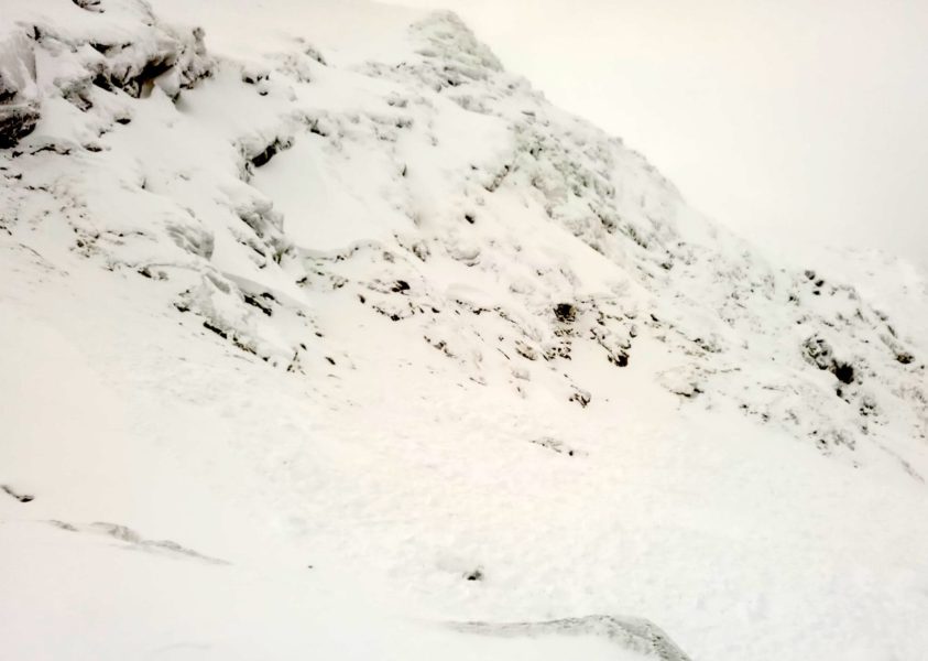 Risc mare de producere a avalanșelor în zona argeșeană a Munților Făgăraș Risc mare de producere a avalanșelor în zona argeșeană a Munților Făgăraș