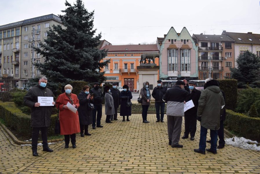 Pensionarii mureșeni sunt pregătiți de proteste Pensionarii mureșeni sunt pregătiți de proteste