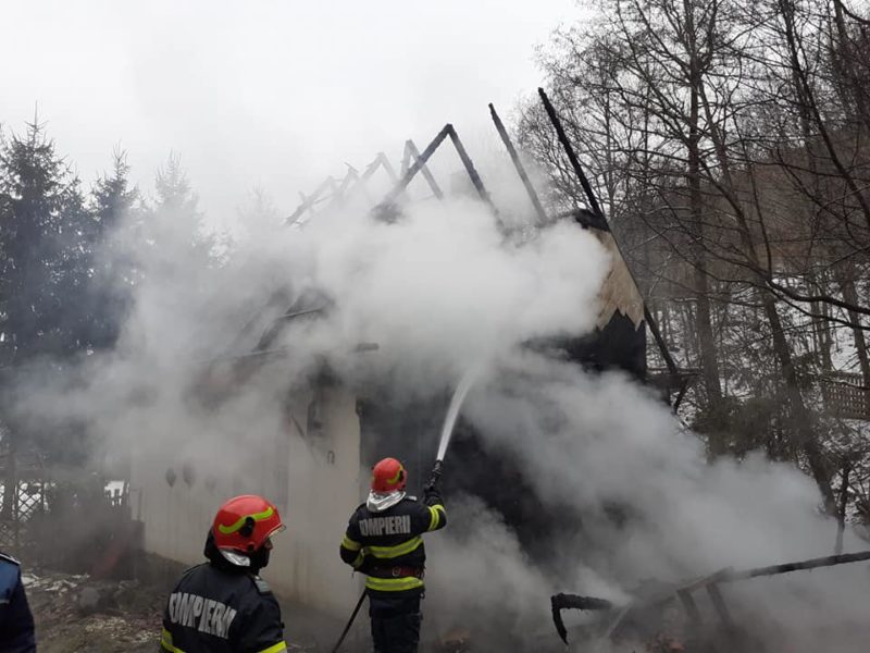 În 2020, pompierii harghiteni au intervenit la un număr dublu de incendii față de anul precedent