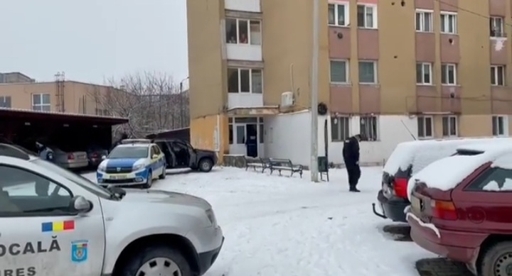 Femeia din Tg.Mureș acuzată că și-ar fi omorât concubinul cu un topor a fost arestată Femeia din Tg.Mureș acuzată că și-ar fi omorât concubinul cu un topor a fost arestată